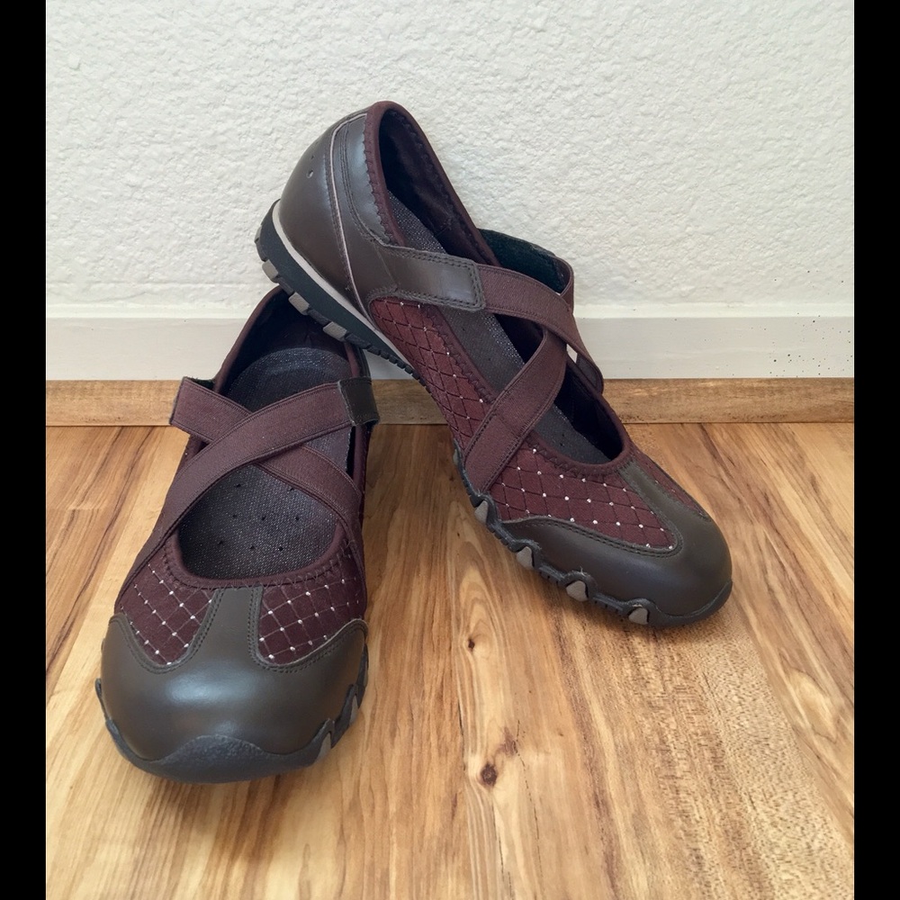 Skechers Shoes - Picture 2 of 5